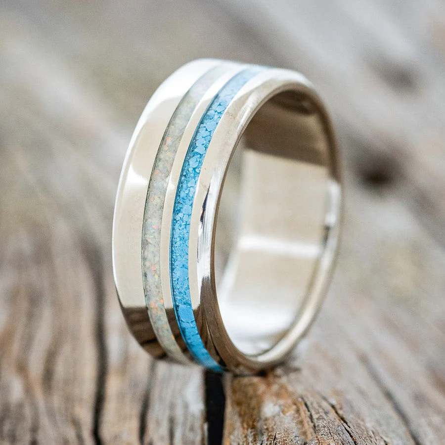 Men's Titanium Wedding Bands